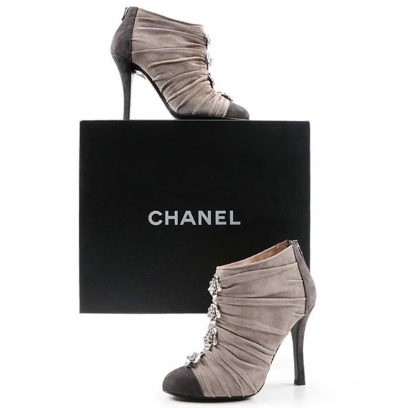 [SOLD] Chanel Grey Two Tone Suede Ruched Camellia Flower Ankle Boots/Booties - Picture 1 of 10